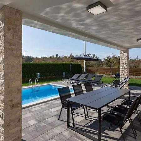 Villa With 2 Pools *